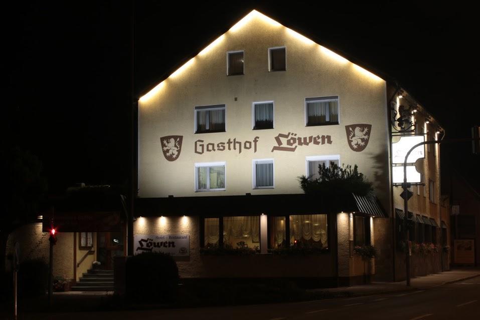 Hotel-Restaurant Lowen Süßen Buitenkant foto